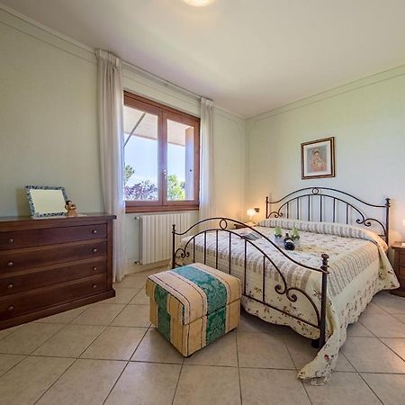 I Mosaici Apartments By Wonderful Italy Sirmione Exteriör bild