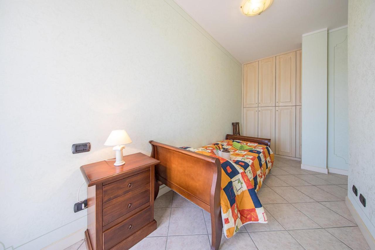 I Mosaici Apartments By Wonderful Italy Sirmione Exteriör bild