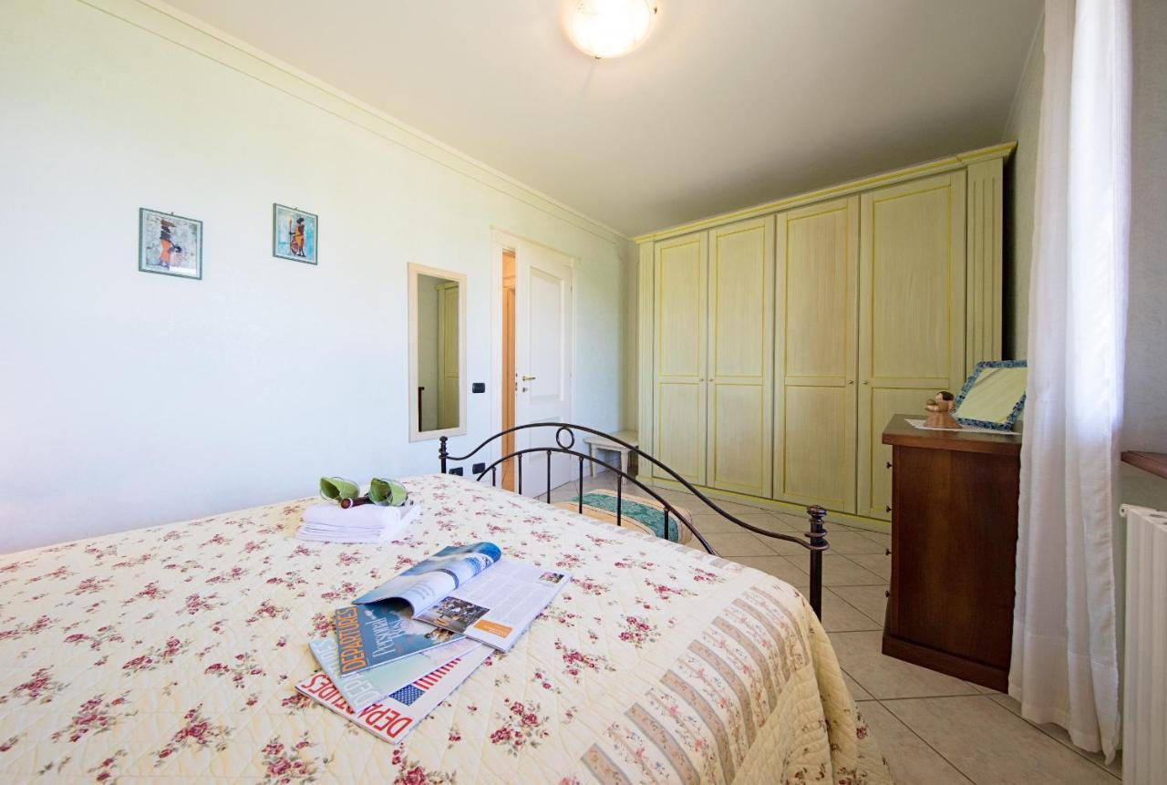 I Mosaici Apartments By Wonderful Italy Sirmione Exteriör bild