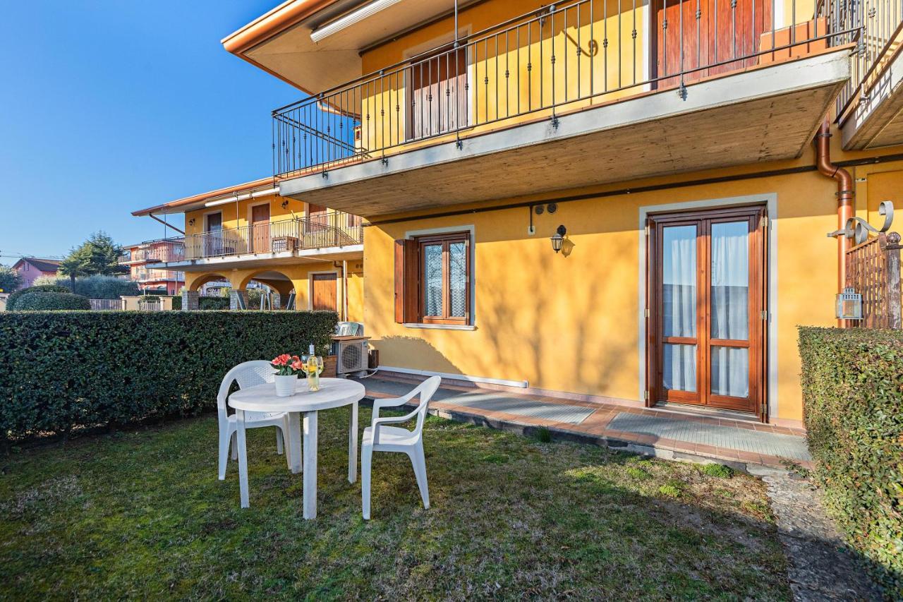 I Mosaici Apartments By Wonderful Italy Sirmione Exteriör bild